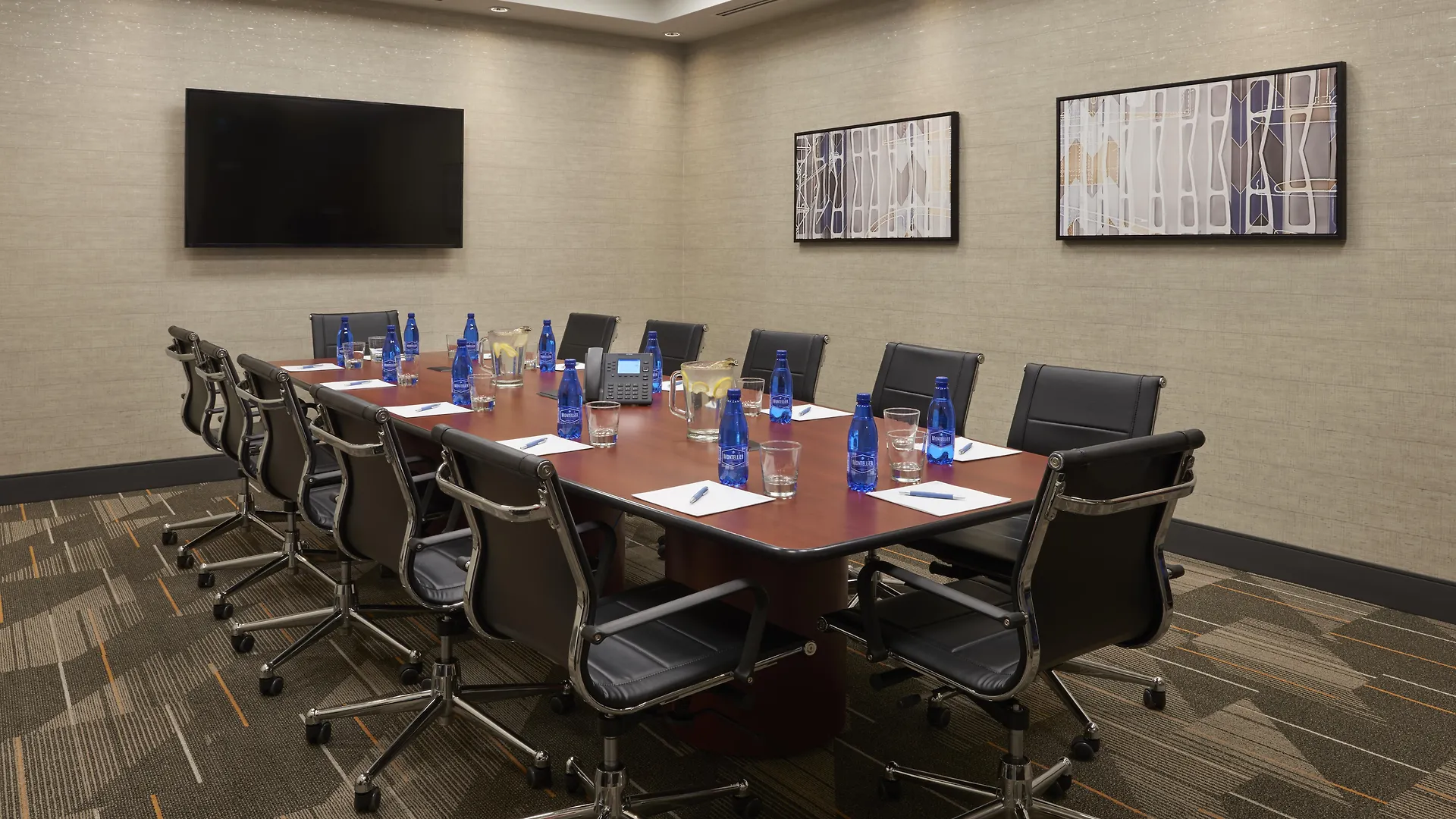 Four Points By Sheraton Toronto Airport East