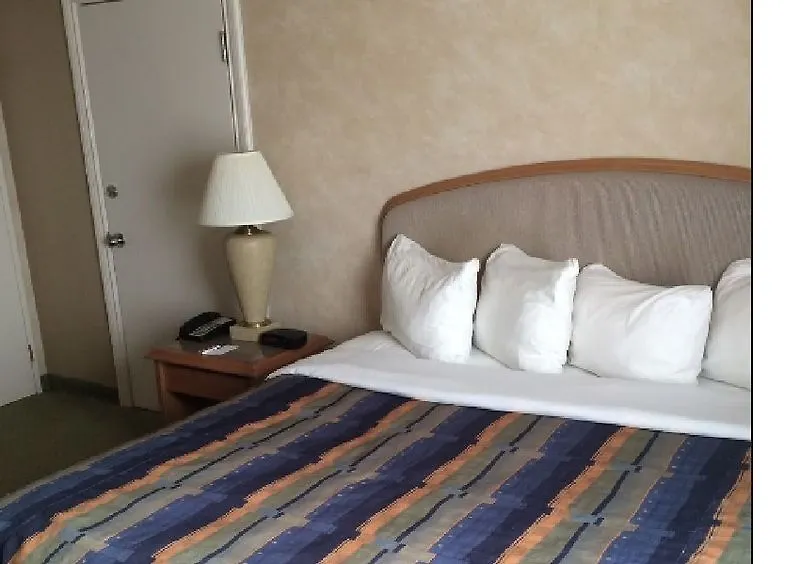 Four Points By Sheraton Toronto Airport East Canada