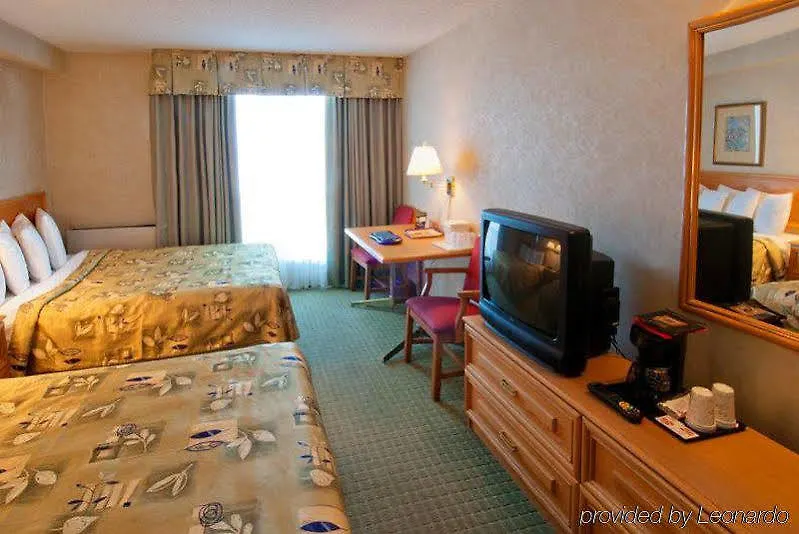 Four Points By Sheraton Toronto Airport East