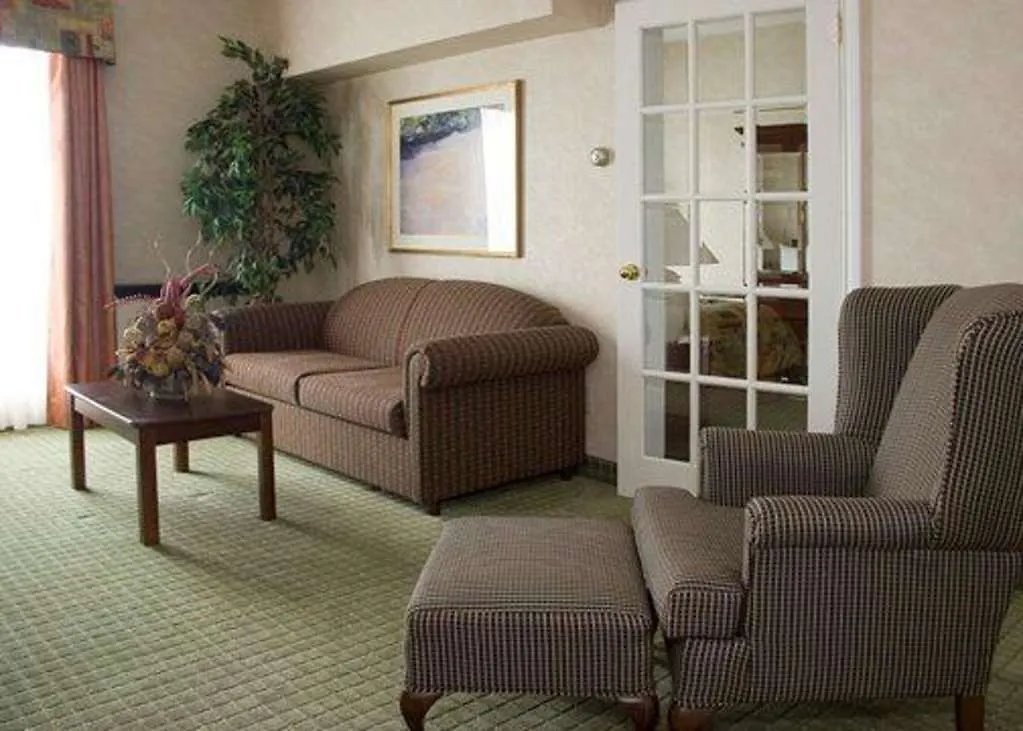 Four Points By Sheraton Toronto Airport East