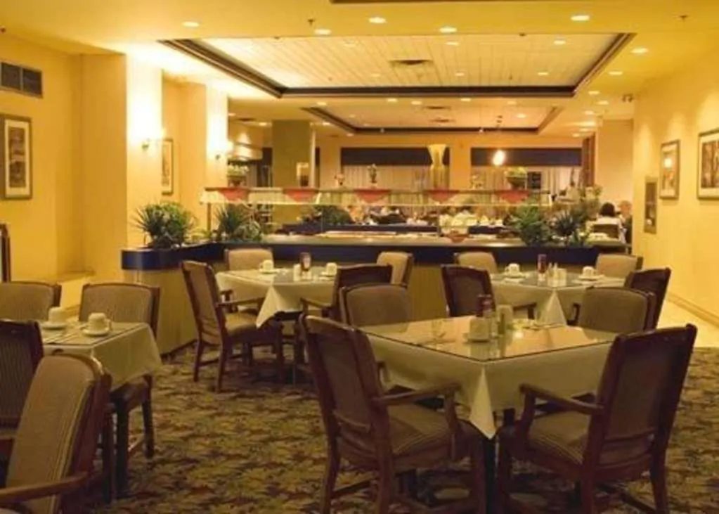Four Points By Sheraton Toronto Airport East Hotel