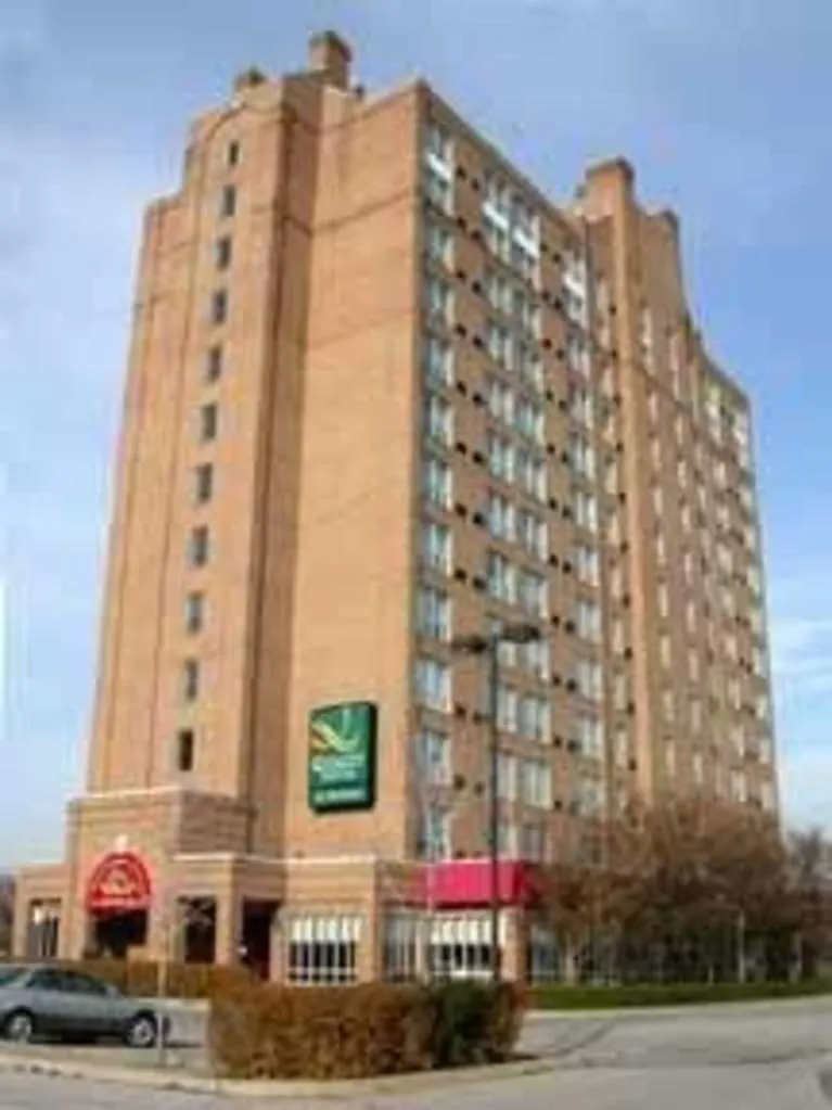 Hotel Four Points By Sheraton Toronto Airport East