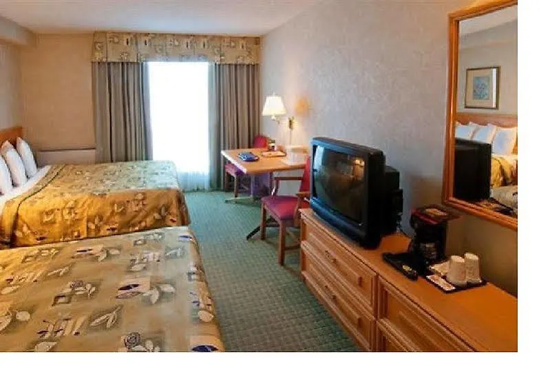 Four Points By Sheraton Toronto Airport East 3*,  Canada
