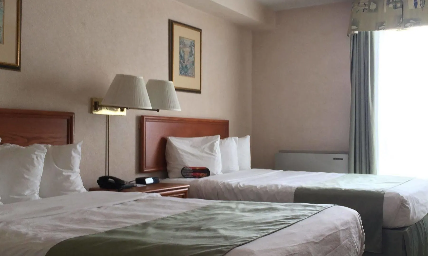 Four Points By Sheraton Toronto Airport East Hotel