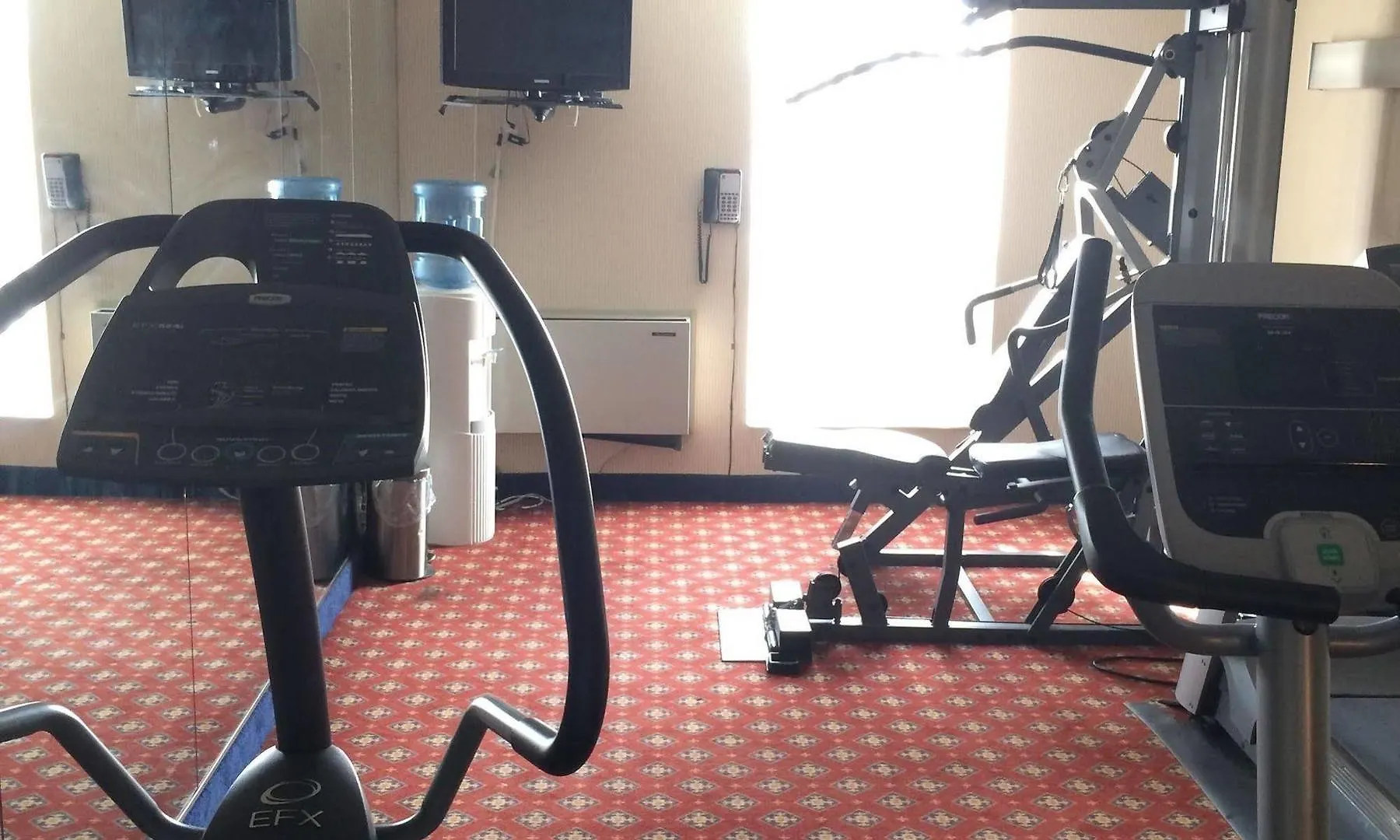 Four Points By Sheraton Toronto Airport East 3*,