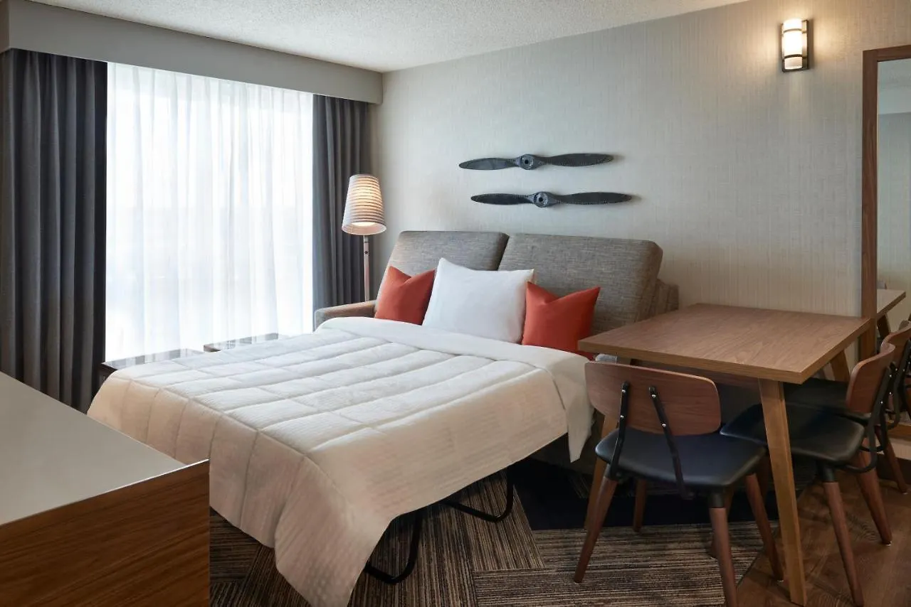 Four Points By Sheraton Toronto Airport East Hotel